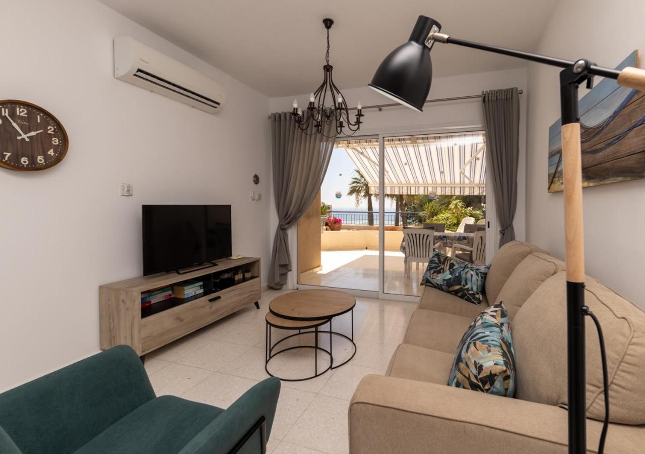 105 Kings Palace - Fabulous 2 Bed, 2 Bath, Large Patio With Garden - Sea Views Paphos Exterior photo