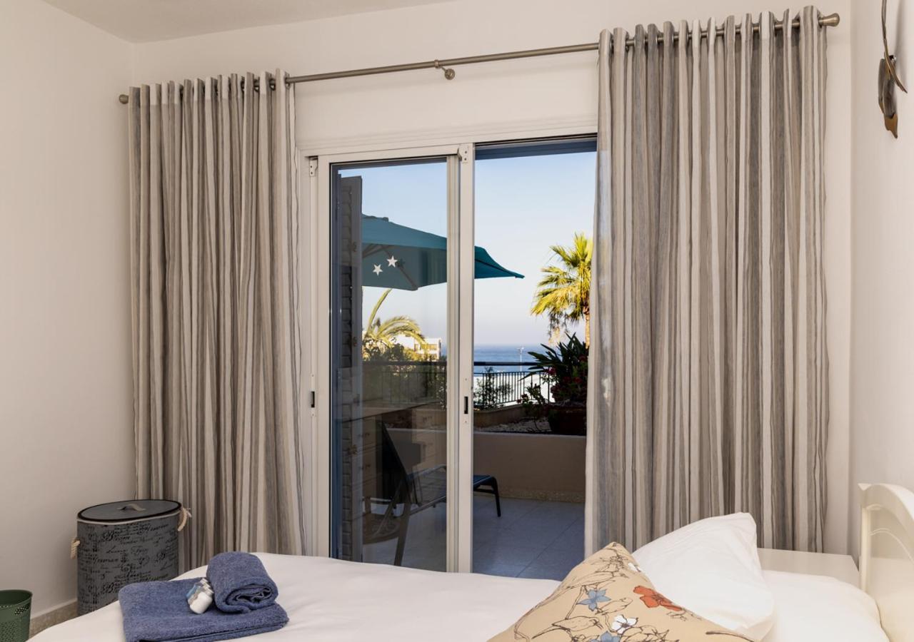 105 Kings Palace - Fabulous 2 Bed, 2 Bath, Large Patio With Garden - Sea Views Paphos Exterior photo