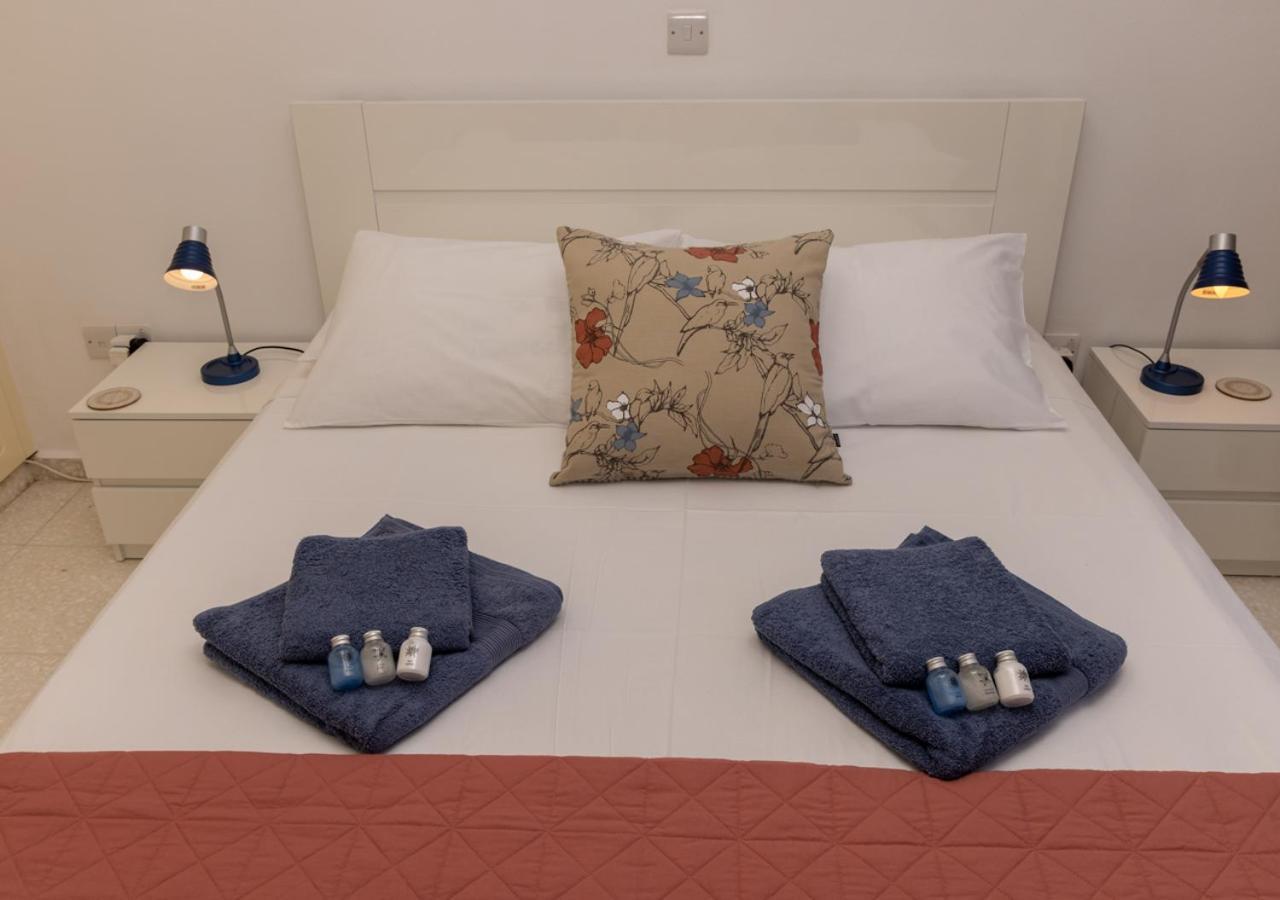 105 Kings Palace - Fabulous 2 Bed, 2 Bath, Large Patio With Garden - Sea Views Paphos Exterior photo